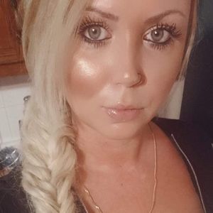 Meet your Posher, Bobby-jo